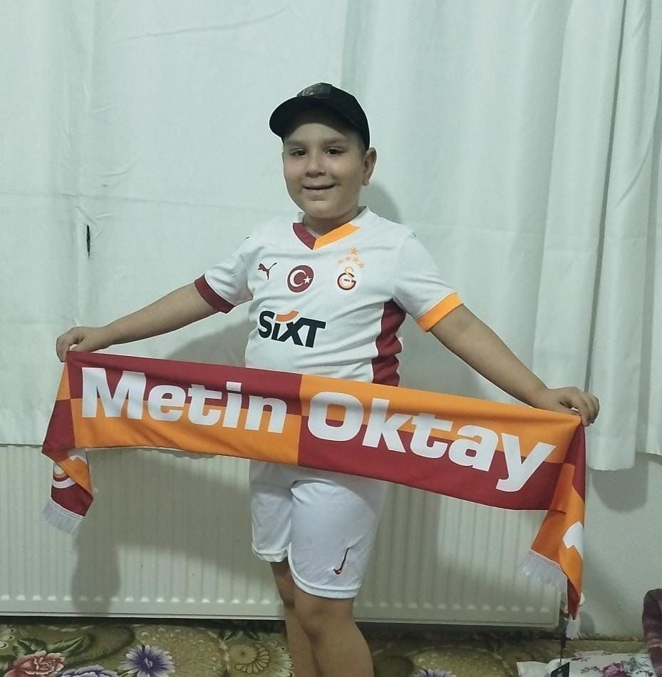Antalya Eğitim ve Araştırma Hastanesi’nde lösemi tedavisi gören 9 yaşındaki