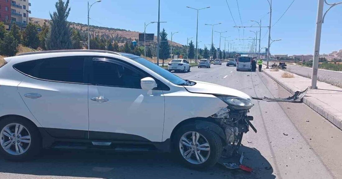 Malatya’da iki ayrı trafik kazasında toplamda 2 kişi yaralandı. İlk
