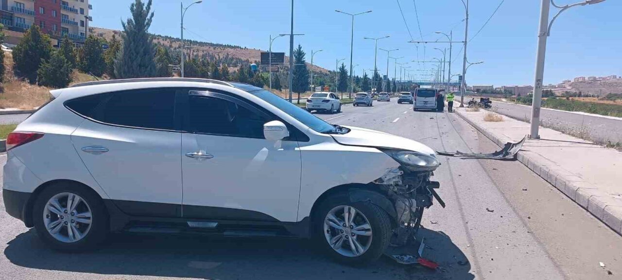Malatya’da iki ayrı trafik kazasında toplamda 2 kişi yaralandı. İlk