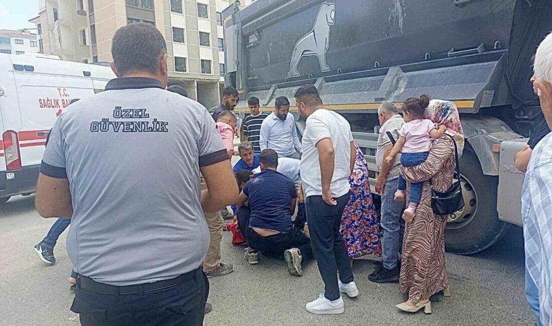 Malatya'nın Battalgazi ilçesinde meydana gelen kazada, Tandoğan Mahallesi'nde bir kamyon