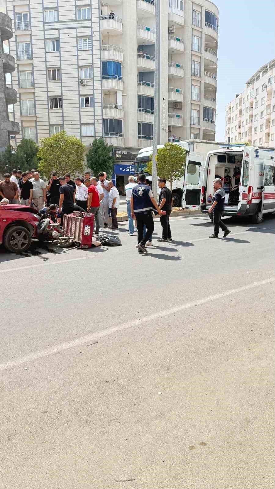 Mardin'de otomobil ile motosikletin çarpması sonucu Abdurrahman D. ve Muzaffer
