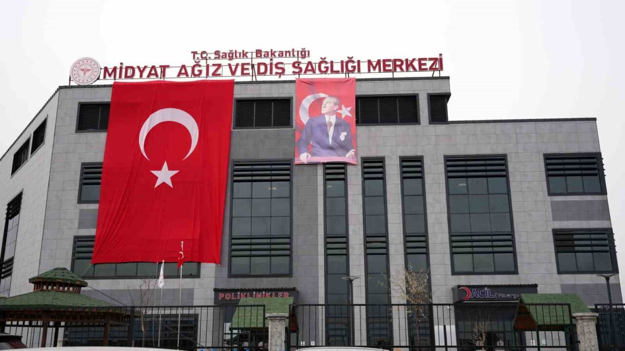 Mardin'deki Midyat Ağız ve Diş Sağlığı Merkezi, sağlık hizmetlerini hızlandırmak