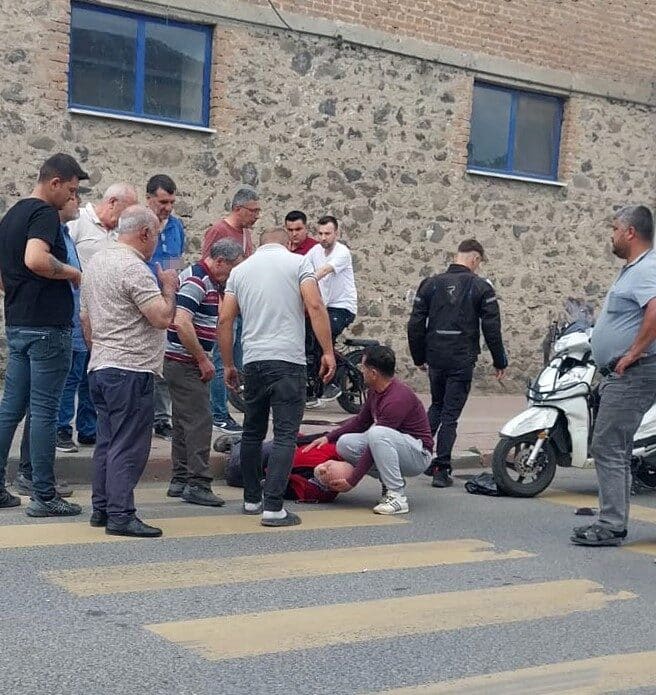 Tekirdağ'ın Muratlı ilçesinde 23 yaşındaki Seçkin Ali E. sürücülüğündeki motosiklet,