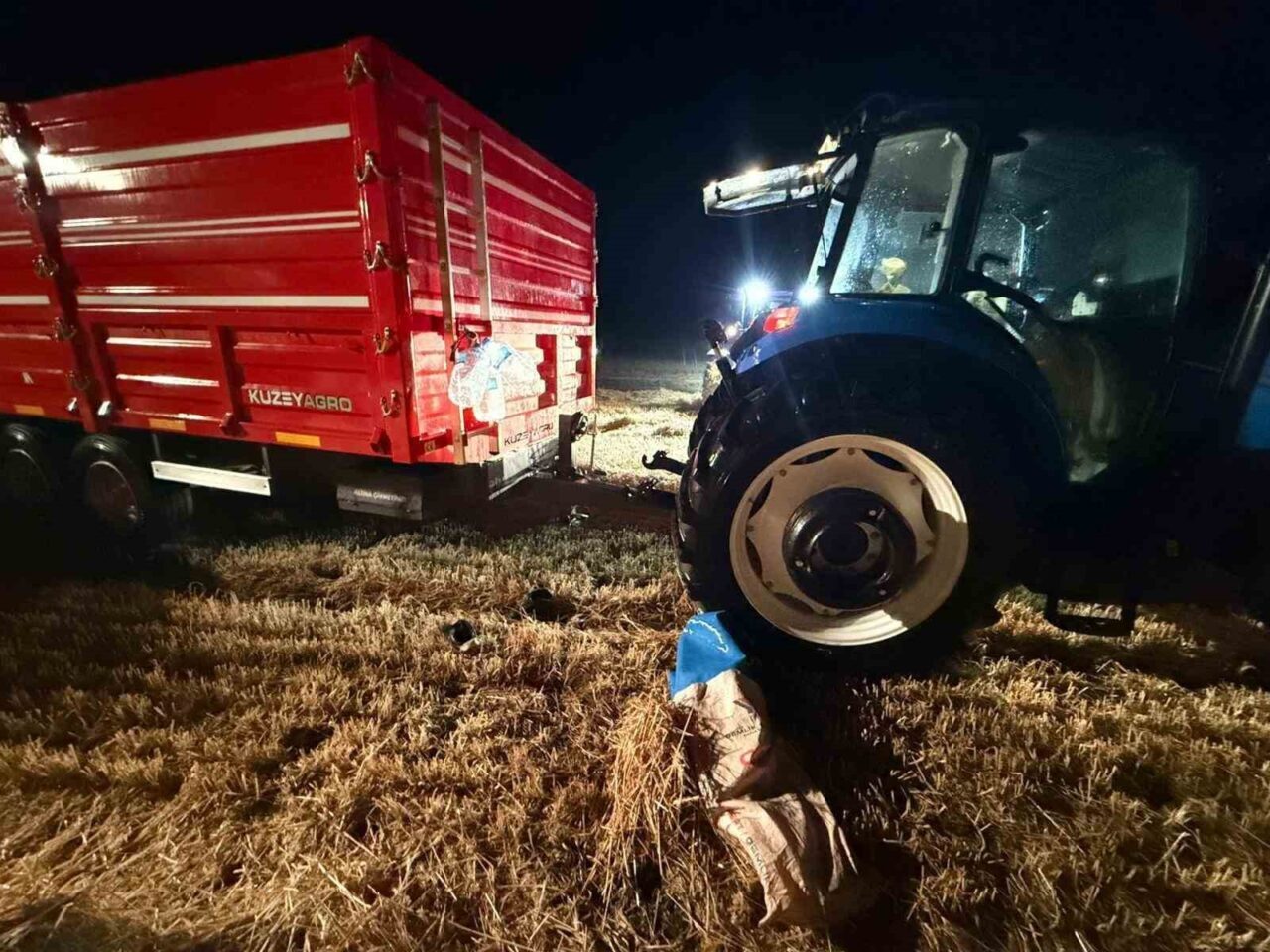 Tekirdağ'ın Muratlı ilçesinde, 72 yaşındaki Selim Baştürk tarlasındayken traktörden düştü