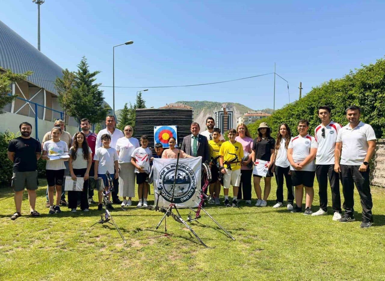 Kayseri Gençlik ve Spor İl Müdürlüğü, Okçuluk sporcularına ekipman dağıtım