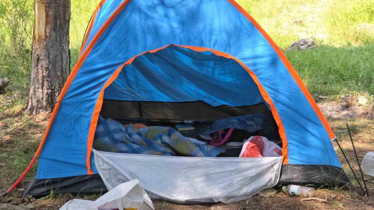 Karabük'ün Safranbolu ilçesindeki Bulak köyünde, Edebiyat öğretmeni Barbaros Yılmaz (44)