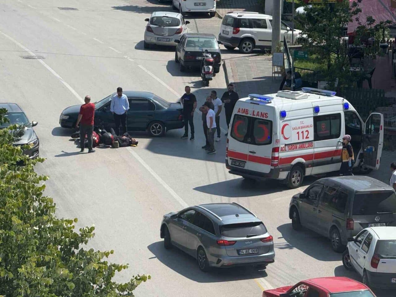 Bolu'nun Sağlık Mahallesi'nde 14 AAV 716 plakalı otomobil ile 14