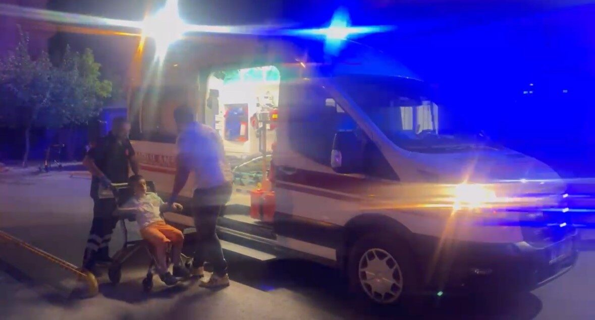 Adıyaman'da, Abuzer O. yönetimindeki otomobil, direksiyon hakimiyetinin kaybedilmesi sonucu şarampole