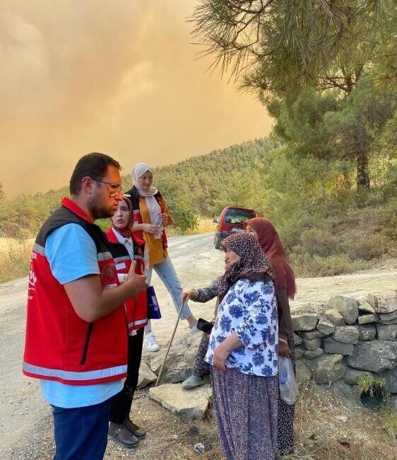 Bilecik’in Gölpazarı ilçesinde çıkan orman yangını sonrası, Aile ve Sosyal