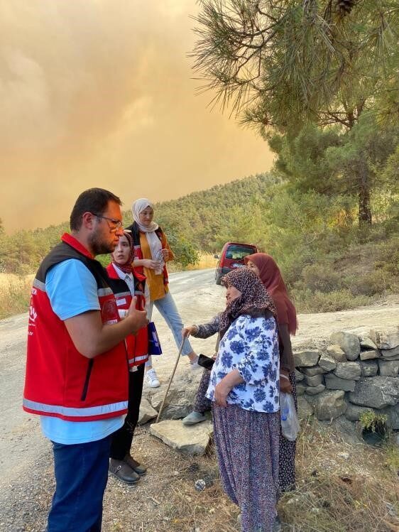 Bilecik’in Gölpazarı ilçesinde çıkan orman yangını sonrası, Aile ve Sosyal