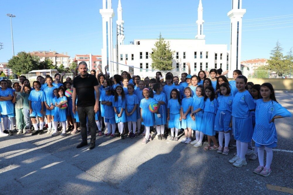 Pursaklar Belediyesi, 7-14 yaş arası çocuklar için ücretsiz yaz spor