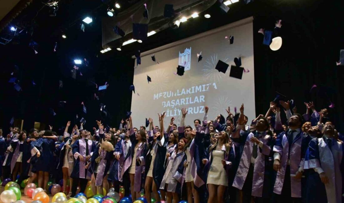 Muğla Sıtkı Koçman Üniversitesi Tıp Fakültesi, 2024-2025 yılı mezuniyet törenini