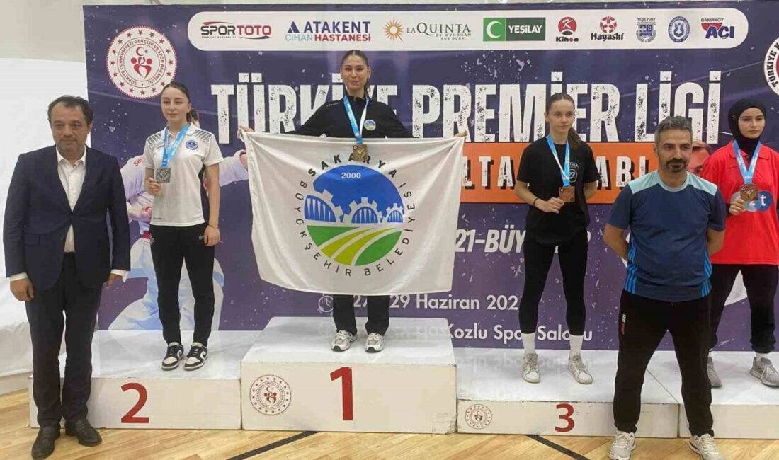 Sakarya Büyükşehir Belediyesi Spor Kulübü sporcuları, çeşitli illerde düzenlenen organizasyonlarda
