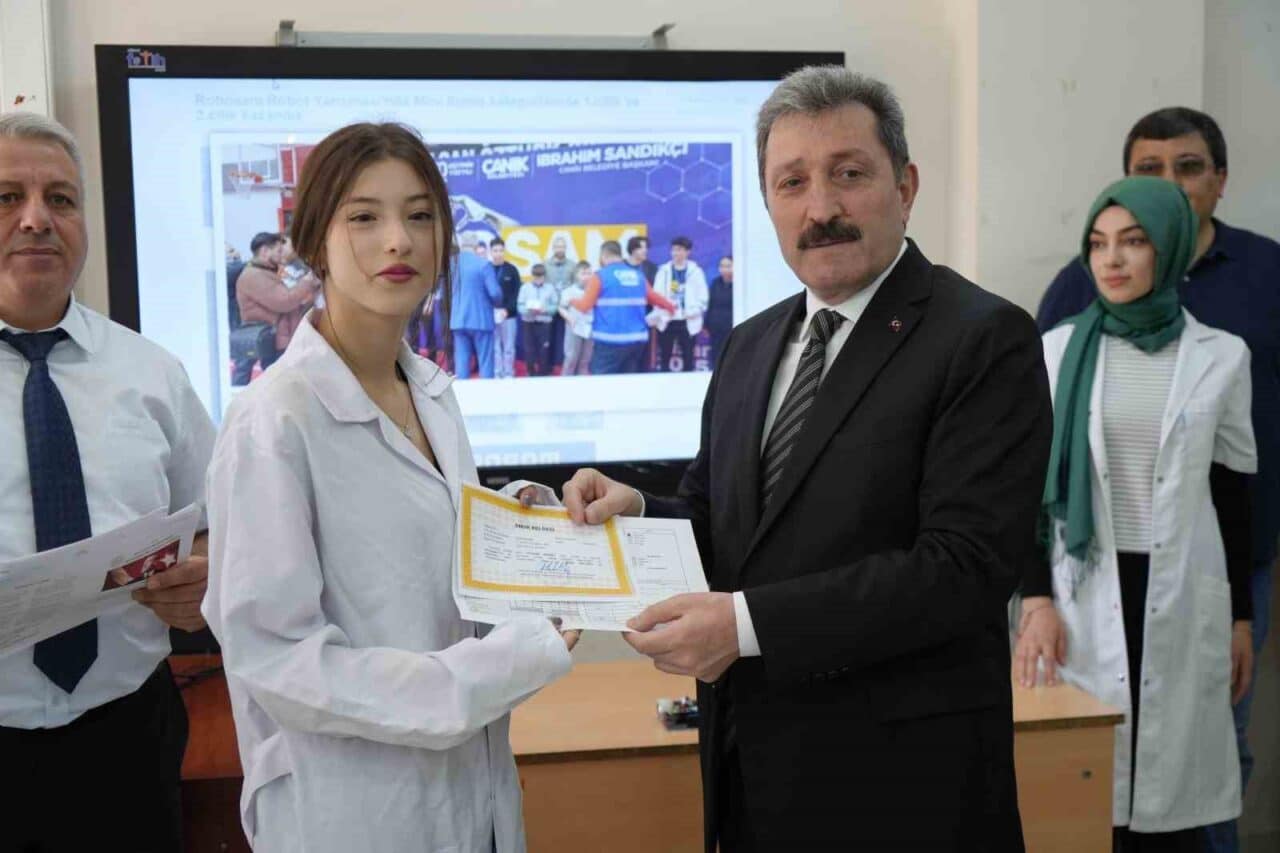 Samsun'da 2024-2025 eğitim-öğretim yılı sona ererken, 262 bin 443 öğrenci