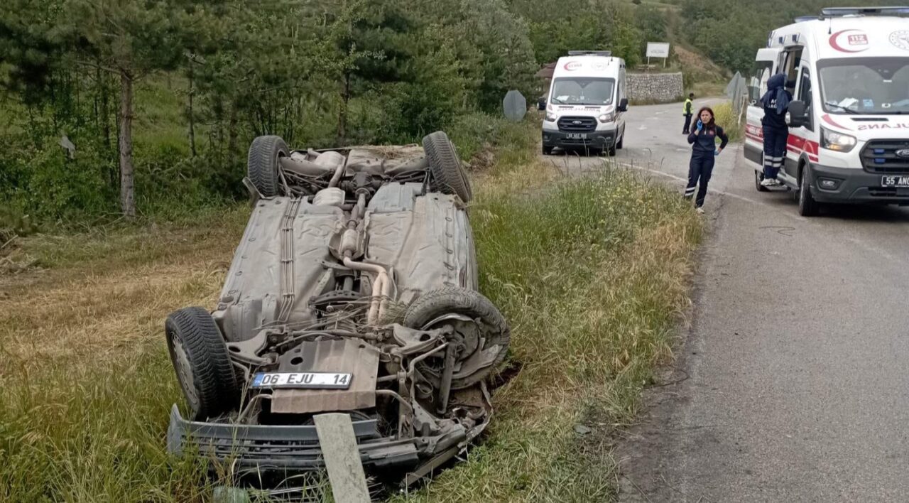 Samsun'da Kavak ilçesinde yaşanan trafik kazasında 7 kişi yaralandı. Kadem