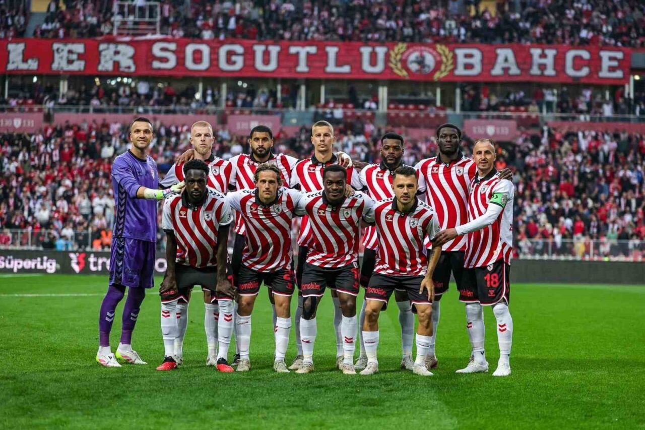 Samsunspor, 2024-2025 Süper Lig sezonunu 3. sırada tamamlayarak 27 yıl