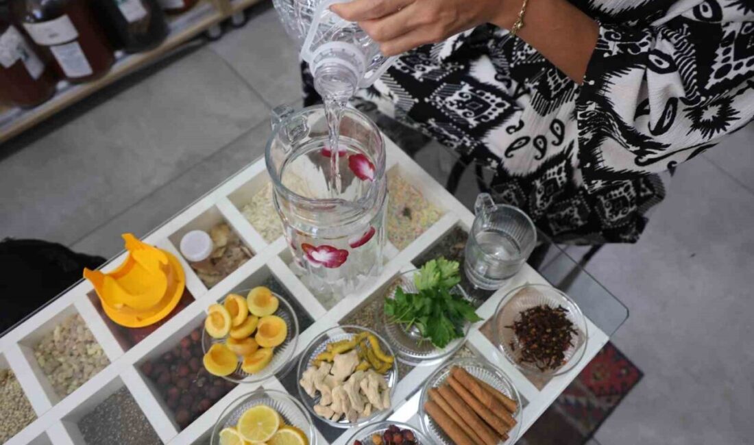 Yaz aylarında tercih edilen Osmanlı mutfağının geleneksel saray şerbeti, sağlık