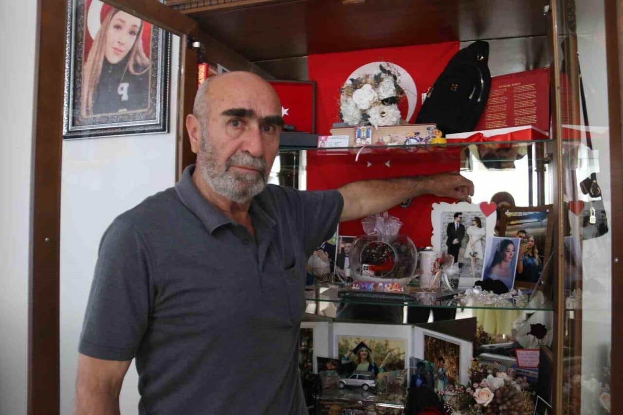 Şehit polis memuru Şeyda Yılmaz'ın babası Mehmet Yağlı, kızı olmadan