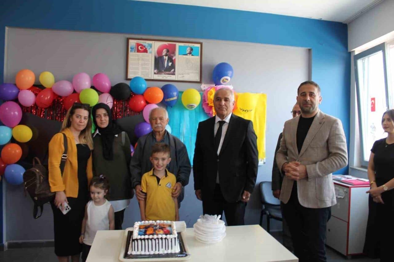 Suriye'de şehit olan bomba imha uzmanı polis memuru Özgür Barçın'ın