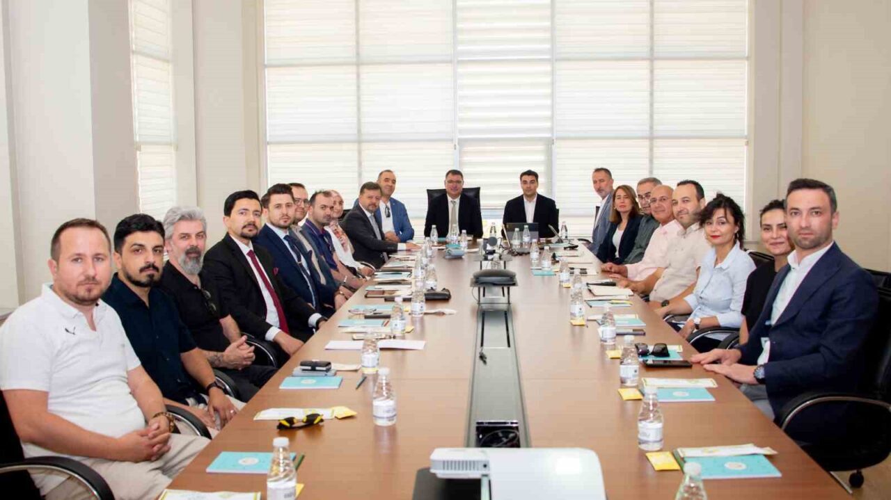 Selçuk Üniversitesi, sanayi ve akademi iş birliğini güçlendirmek için İş