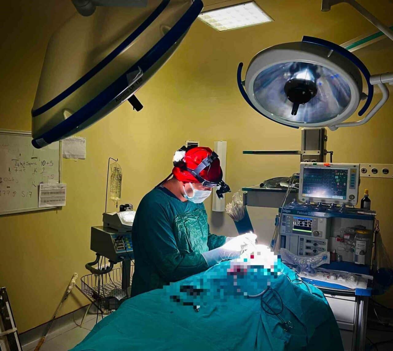 Siirt Eğitim ve Araştırma Hastanesi'nde Op. Dr. İhsan Ceceli tarafından