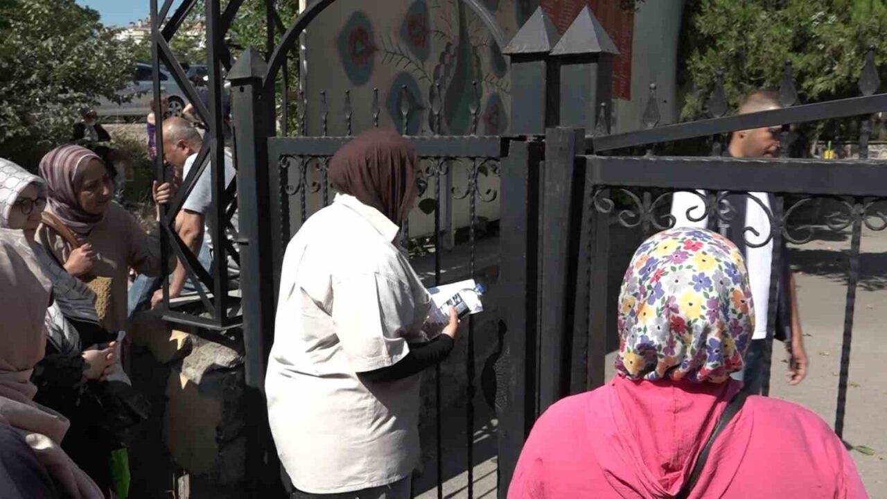 Bursa'da Yükseköğretim Kurumları Sınavı'nın ikinci oturumu AYT'de, sınav saatine 3