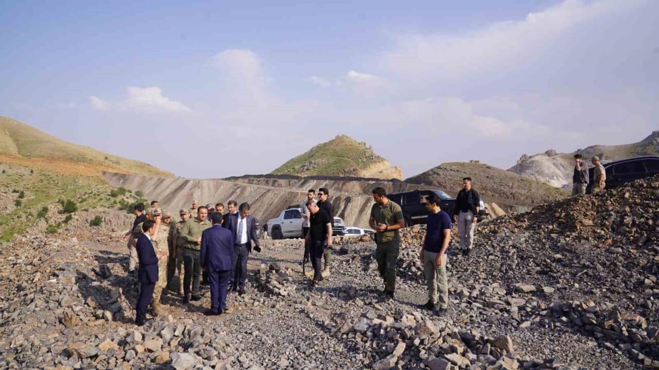 Şırnak Valisi Birol Ekici, Cudi Dağı Sefine bölgesinde Cudi Hz