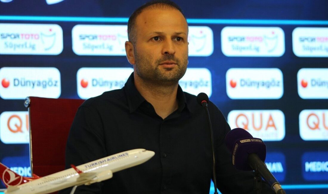 Sivasspor'da teknik direktörlük için Osman Zeki Korkmaz öne çıkarken, başkan
