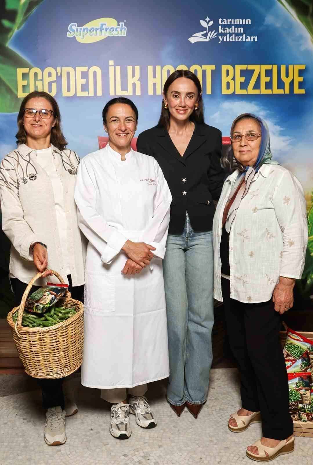 SuperFresh'in "Tarımın Kadın Yıldızları" projesi, kadın çiftçilerin ürettiği "Ege’den Hasat"