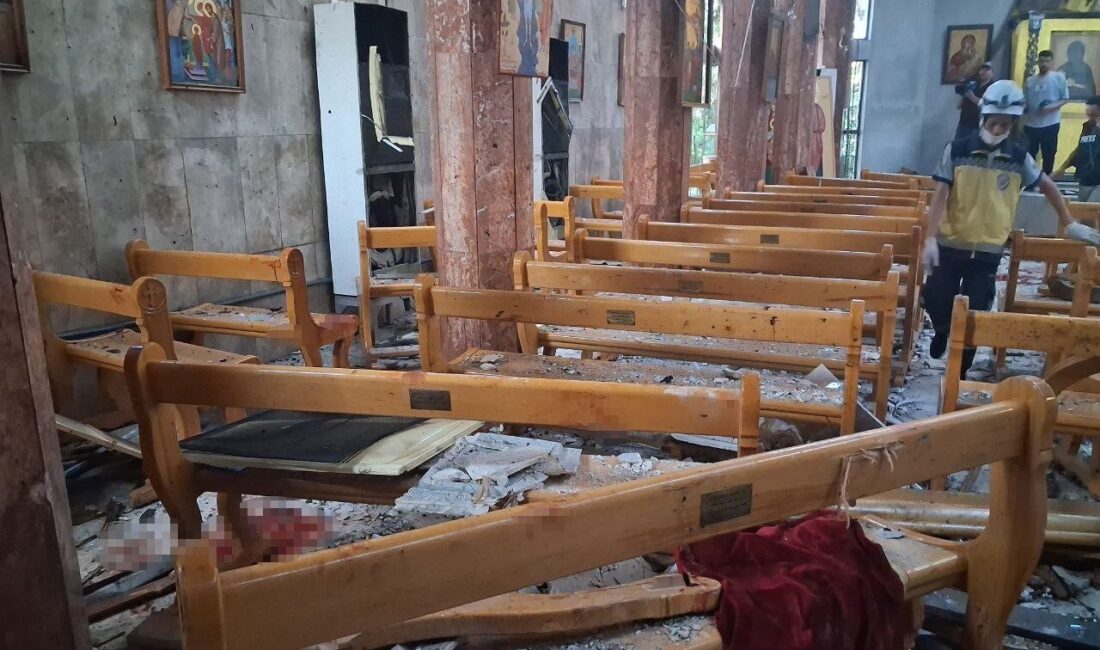 Şam'daki Aziz Elias Rum Ortodoks Kilisesi'nde bombalı intihar saldırısı gerçekleşti.