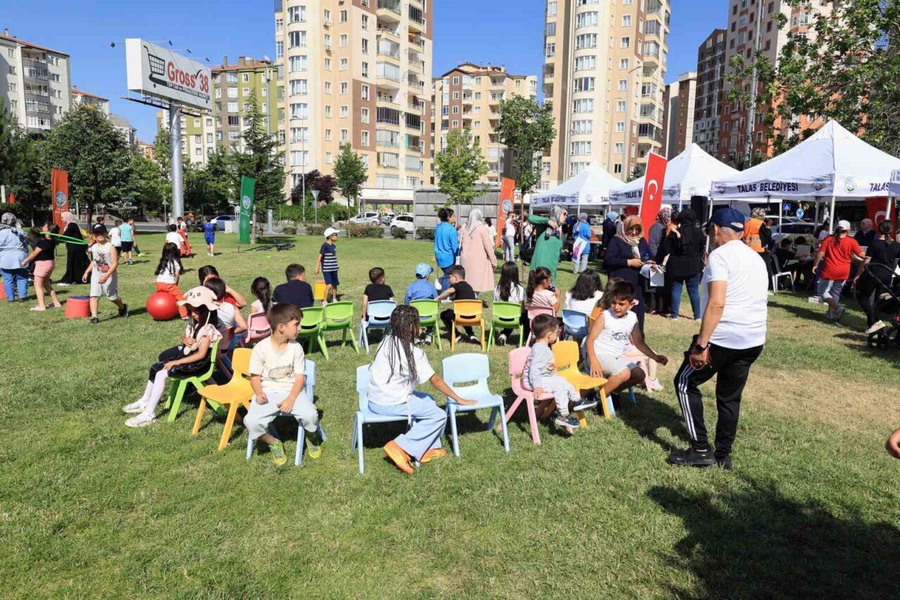 Talas Belediyesi, yaz tatilini kutlamak amacıyla 'Dünden Bugüne Çocuk Oyunları
