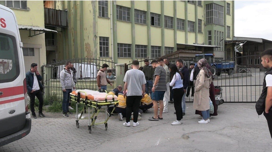 Kütahya'nın Tavşanlı ilçesinde bir otomobil ve motosikletin çarpışması sonucu Tahsin