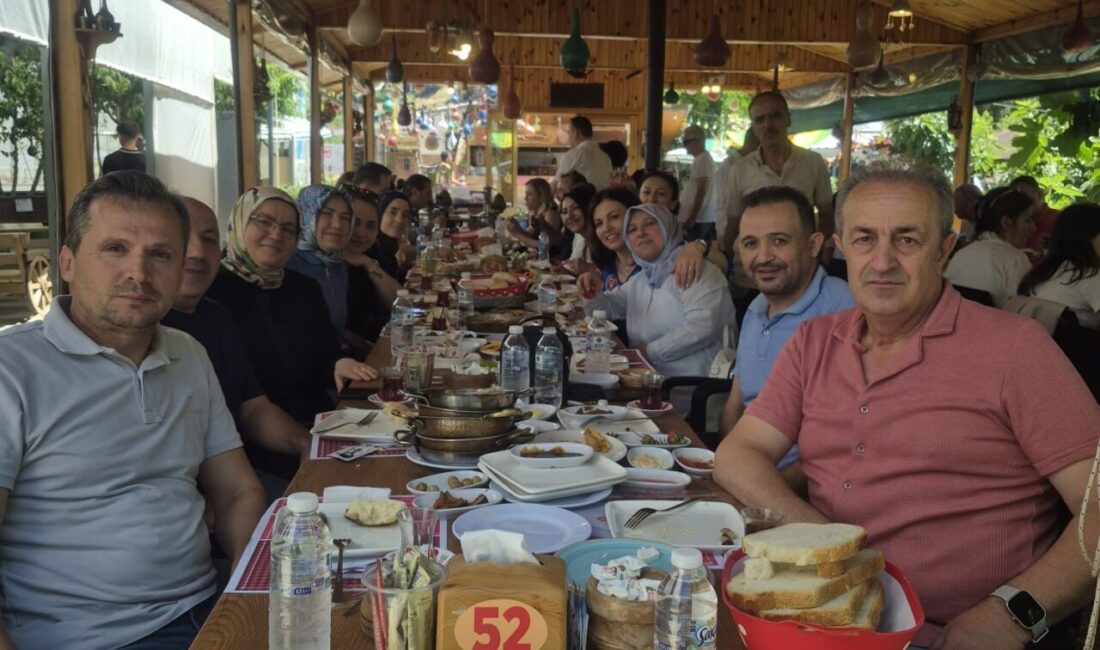 Samsun Mesleki Eğitim Merkezi’nde tayinleri çıkan Alirıza Tunay, Erol Avcı