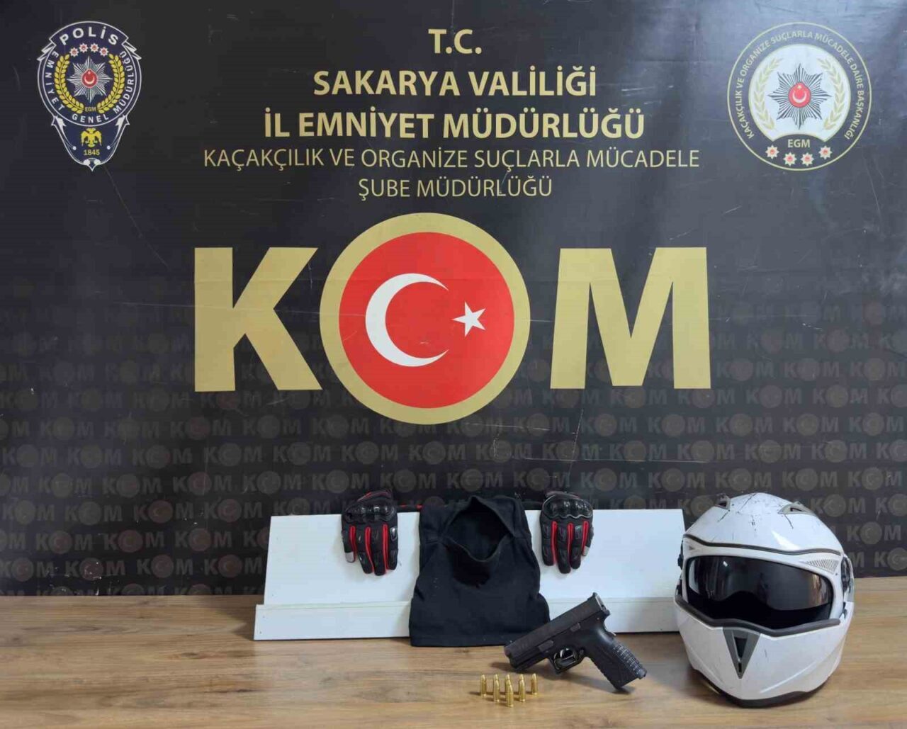 Sakarya'nın Adapazarı ilçesinde tekel bayiine yapılan silahlı saldırıyla ilgili olarak