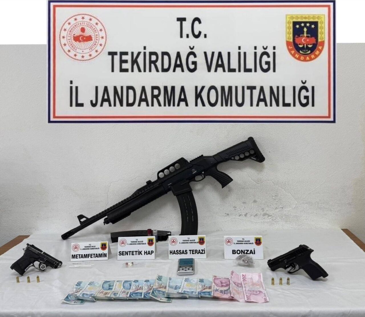 Tekirdağ İl Jandarma Komutanlığı, 13-19 Haziran tarihleri arasında ruhsatsız silahlar,