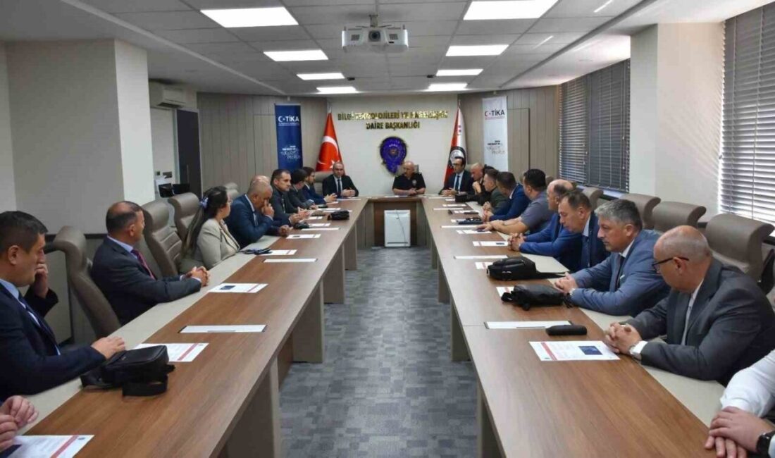 TİKA ve Türkiye Emniyet Genel Müdürlüğü, Bosna Hersekli emniyet yetkililerine