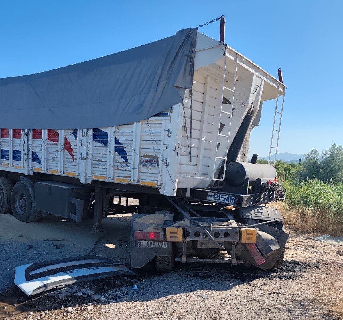 Adıyaman'ın Gölbaşı ilçesinde tır ile beton mikserinin çarpışması sonucunda Beytullah