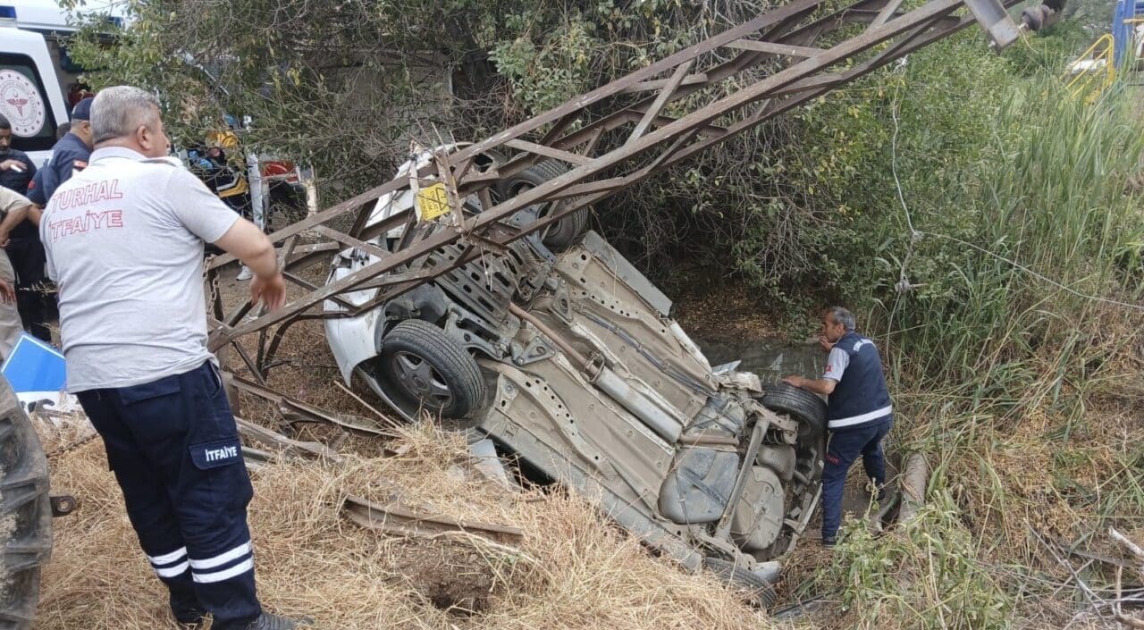 Tokat'ın Pazar ilçesinde yaşanan trafik kazasında Serpil Erbaş yaşamını yitirdi.