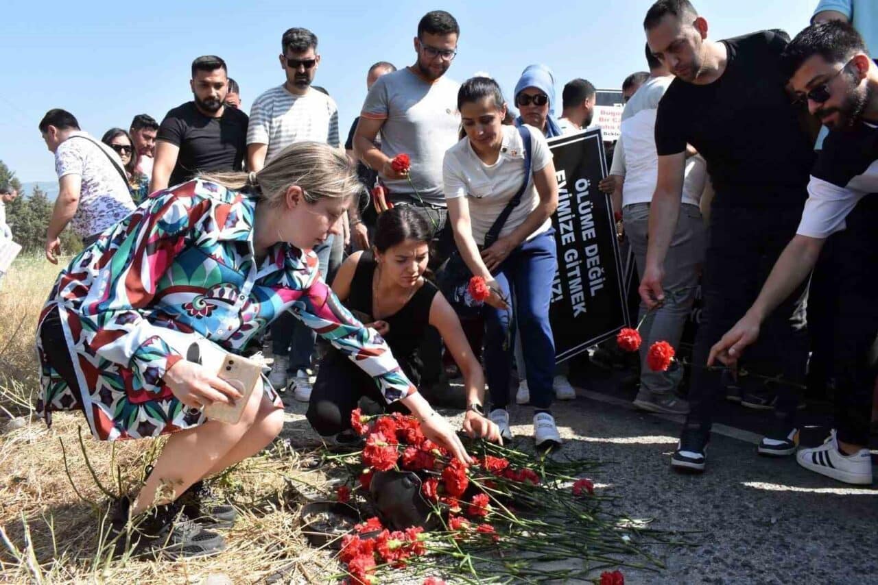 İzmir'in Tire ilçesinde meydana gelen trafik kazasında Mustafa Hüseyin Barış