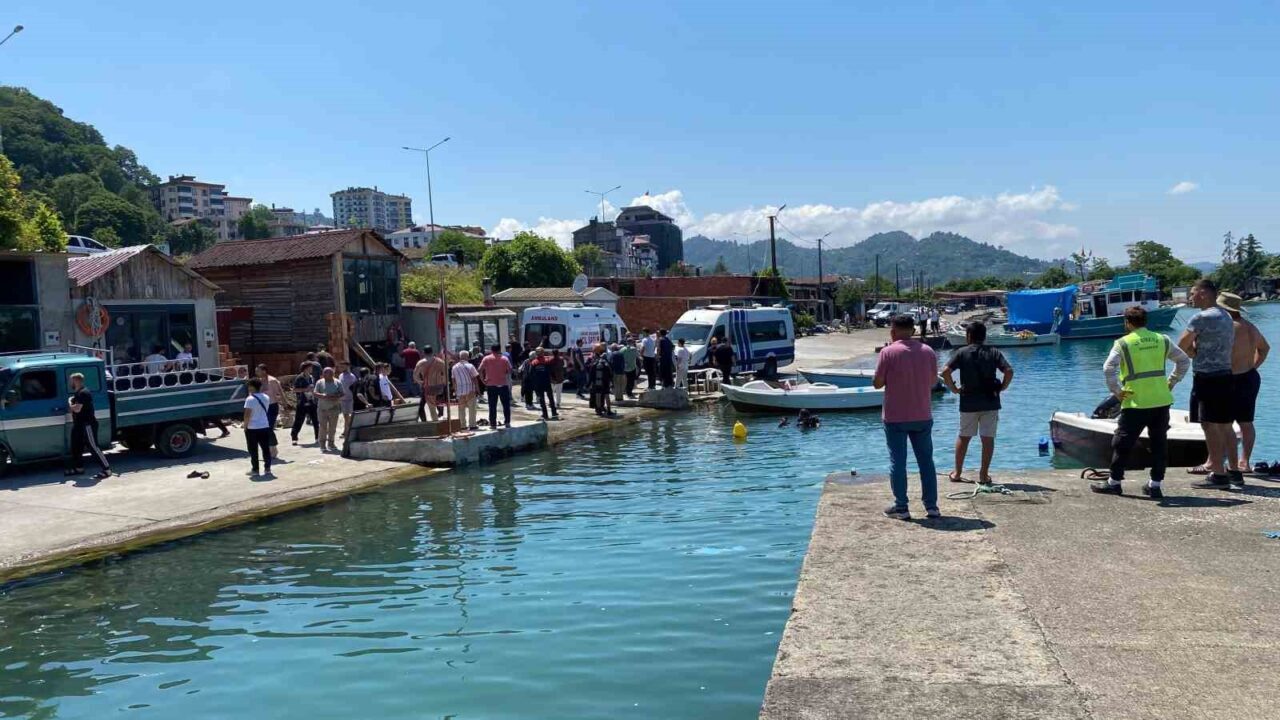 Trabzon'un Sürmene ilçesinde, deniz serinliği için giren 15 yaşındaki Muhammet