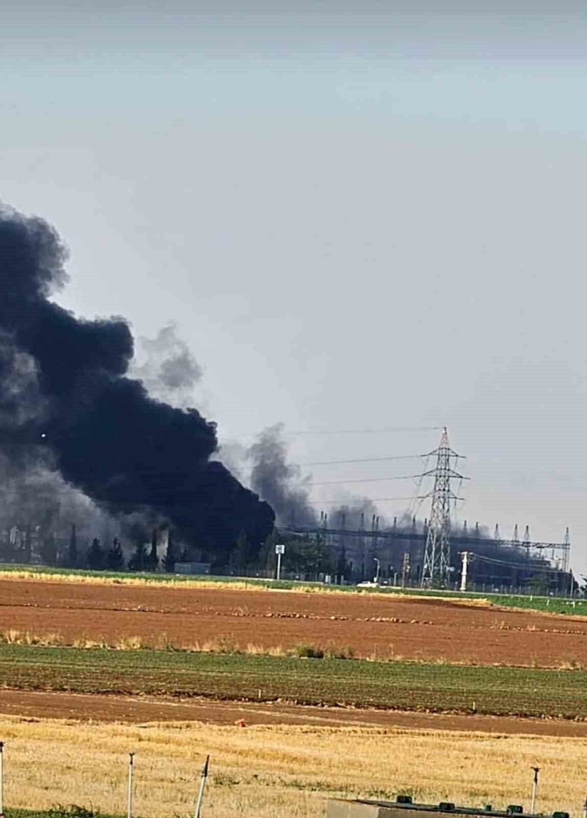 Şanlıurfa'nın Viranşehir ilçesindeki TEİAŞ'a ait Yazgüneşi Trafo Merkezinde aşırı sıcak
