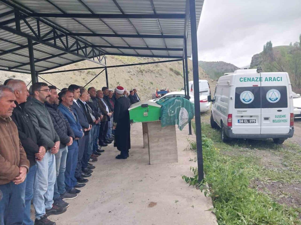 Sivas'ın Suşehri ilçesinde odun toplama için evden çıkan 75 yaşındaki
