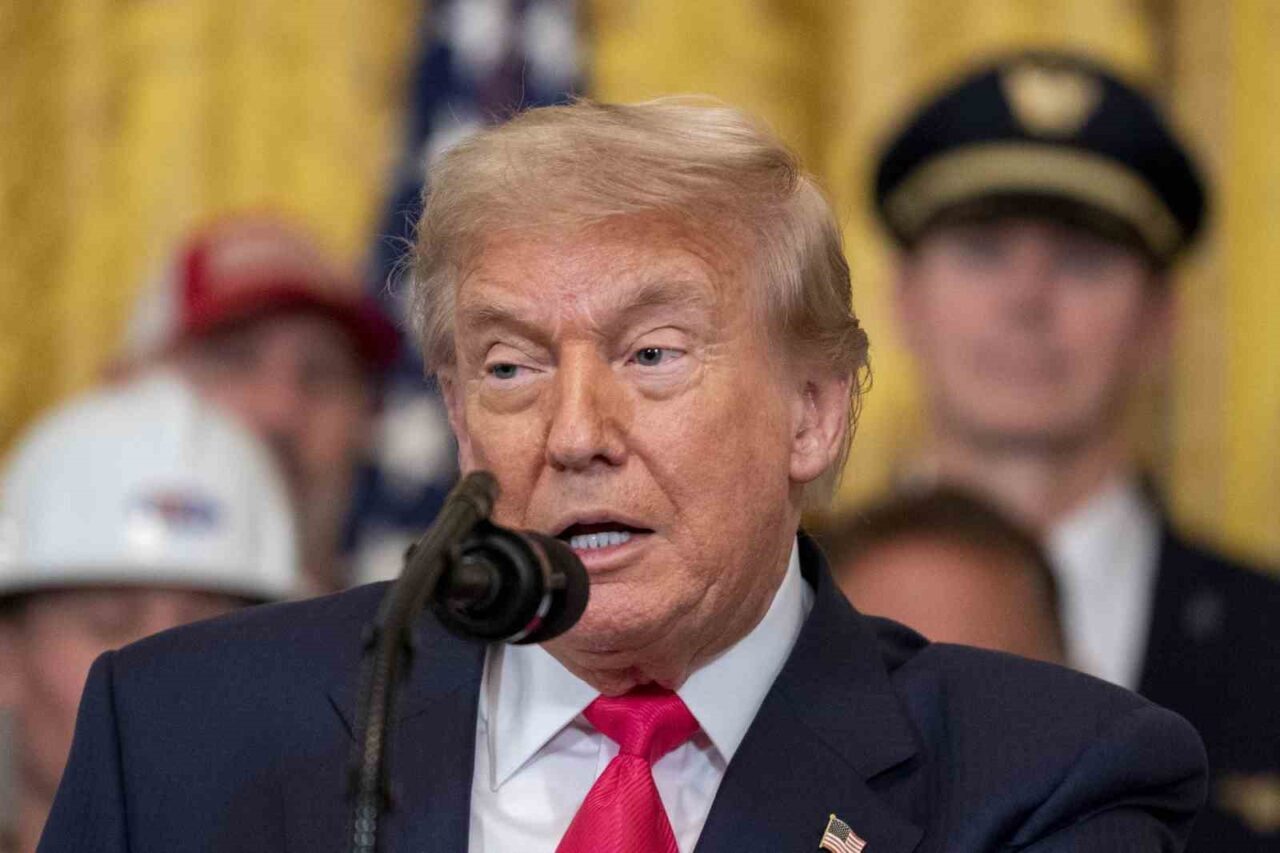 ABD Başkanı Donald Trump, Beyaz Saray'da yaptığı açıklamada, Çin ile