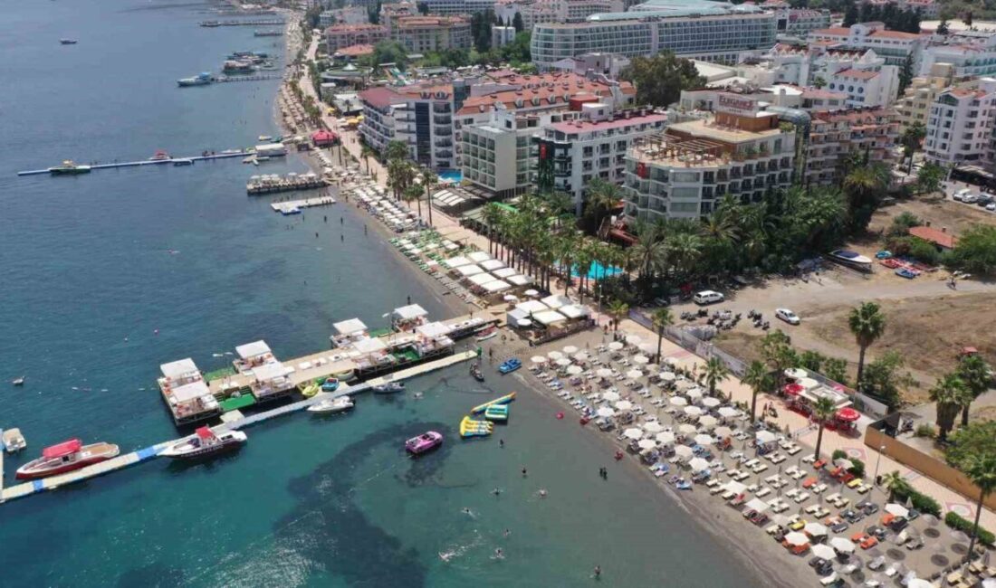 Marmaris'te sosyal medyada yayılan görüntüler tartışmalara yol açtı. Turizm işletmecisi