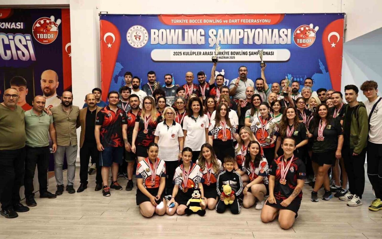 Bayburt Üniversitesi'nin Bowling Takımı, 2025 Kulüplerarası Türkiye Bowling Şampiyonası'nda Türkiye