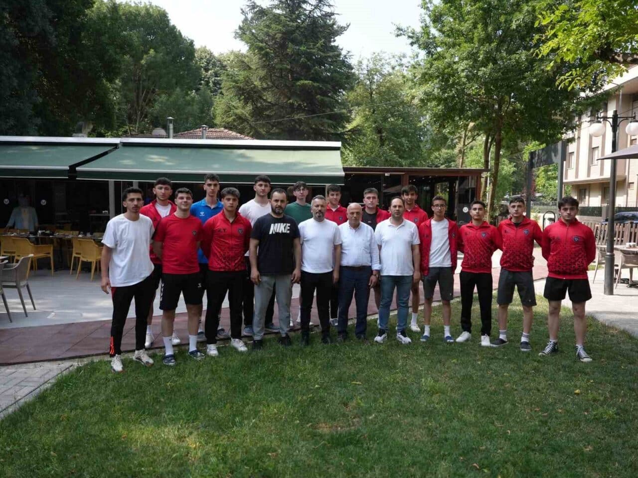 Düzce Belediyesi Spor Akademisi Genç Erkek Voleybol Takımı, 13-18 Haziran