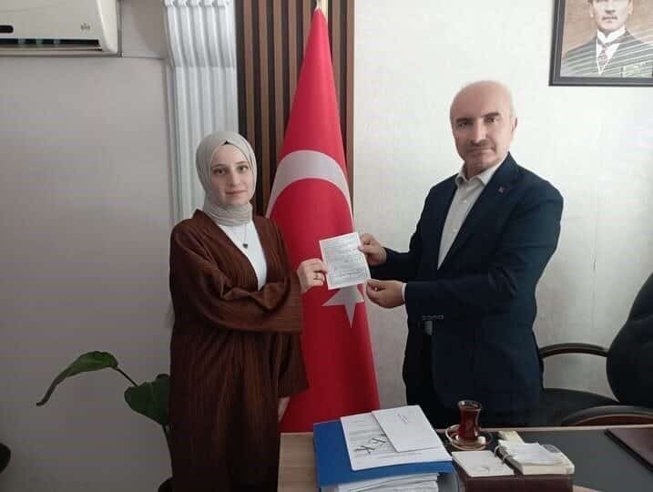 Kütahya’nın Gediz ilçesinde düzenlenen Umre ödüllü bilgi yarışmasında, dereceye giren