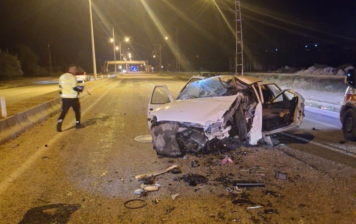 Van'ın Edremit ilçesinde G.A. yönetimindeki otomobilin takla atması sonucu meydana