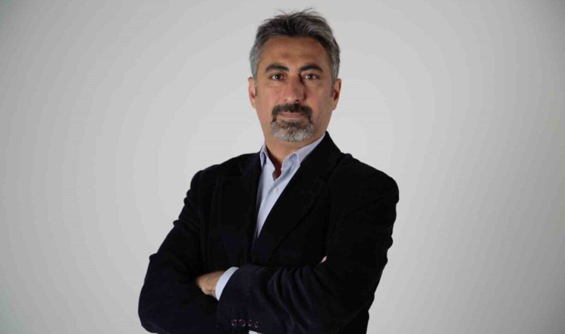 Prof. Dr. Devrim Akgündüz, mevcut 4+4+4 eğitim sisteminin çocuklar için