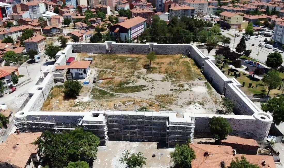 Çorum Kalesi, 11. yüzyıldan bu yana önemli bir yerleşim alanı